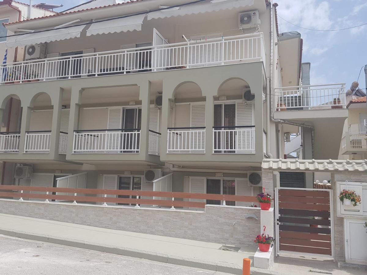 Villa Pirofani Сарти Екстериор снимка