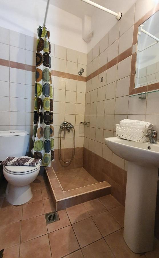 Villa Pirofani Сарти Екстериор снимка
